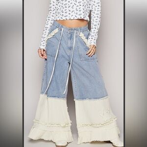 NEW POL Blue and Cream Wide-Leg Ruffle Pants/Jeans! SZ Large